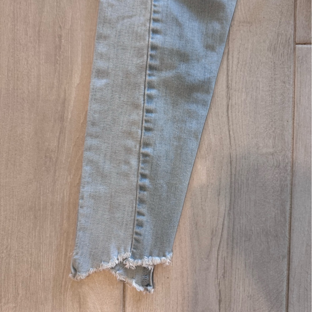 American Eagle - Jegging Crop, size 4 Stylish Light Blue Women's Jeans - Picture 6 of 10